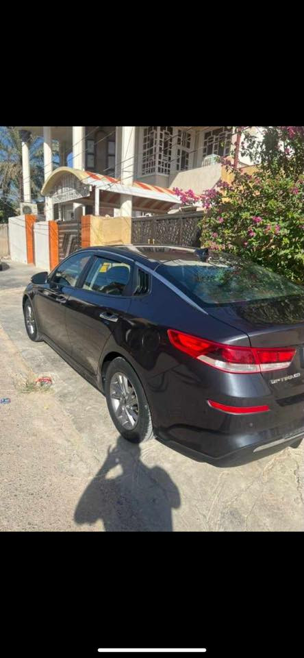 كيا اوبتما وارد امريكي موديل 2019حلوة مواصفات المحرك: 2.4 GDI
تثبيت مسار وتنبيه مغادرة المسار
شاشة كبيرة
 نقاط عمياء
 حساسات خلفية
 كاميرا خلفية
٣ وضعيات قيادة
 لد نهاري
كار بلي
 اشاير مري
 تحكمات ستيرن وكروس سرعة
الضرر:  فقط دعامية كلشي بلادي .
السنوية بإسمي تحويل ثاني يوم، السيارة جاهزة ما بيها اي نقص والسونار موجود وصور الضرر مرفق 
مكان السيارة ديالى بعقوبة 
سعرها 140
بيها مجال  
اتصال ***********
***********
