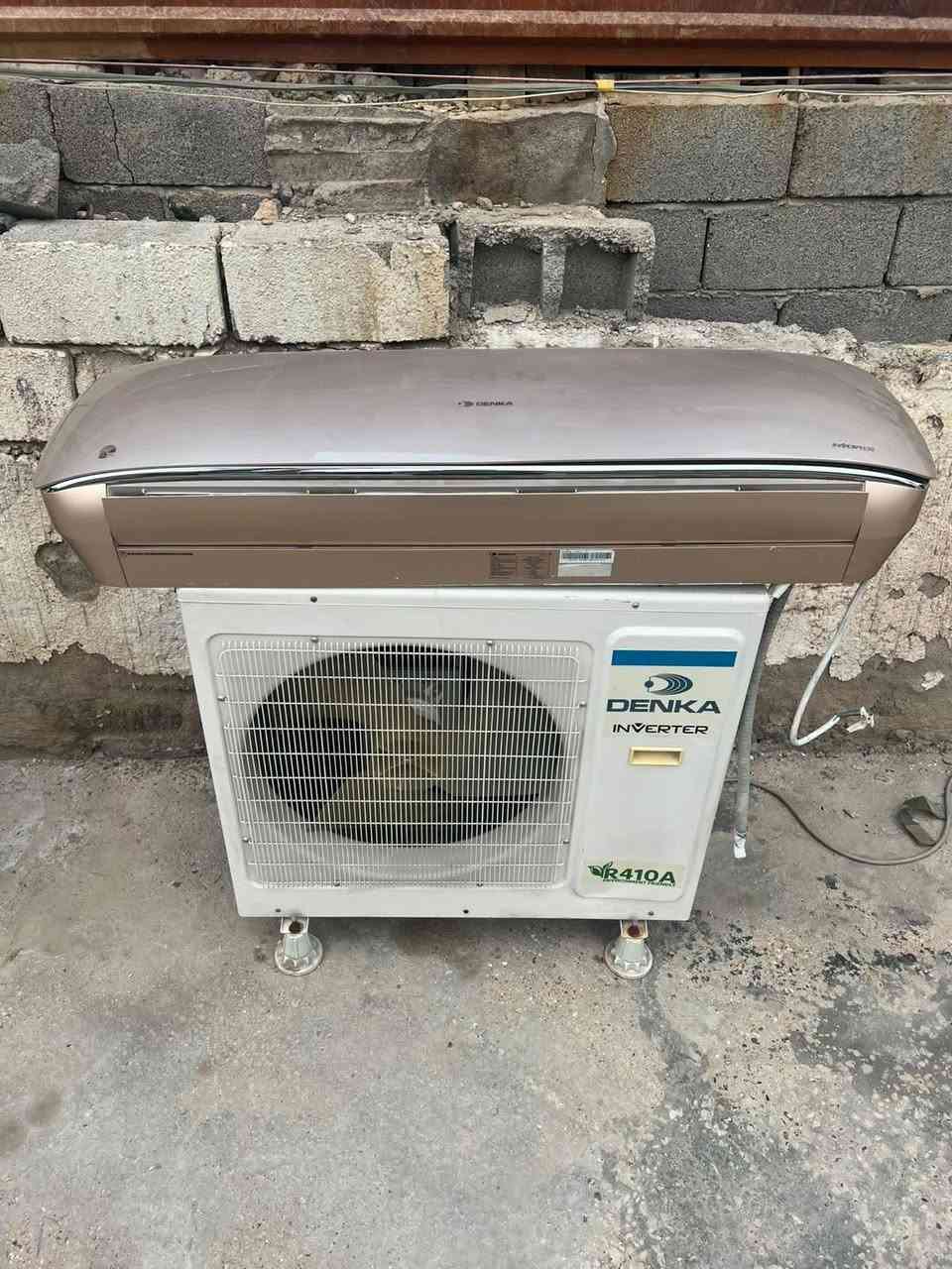 السلام عليكم عندي سبالت العدد2  واحد طنين LG انفيتر تحكم والثاني دنگة طنين وربع  انفيتر تحكم شغالات أي تصليح ما داخلات غاز مقفول وكاملات هنه وملحقاتهن سعرهن مليون وربع وبينهن مجال بسيط، مكان بغداد 
***********
