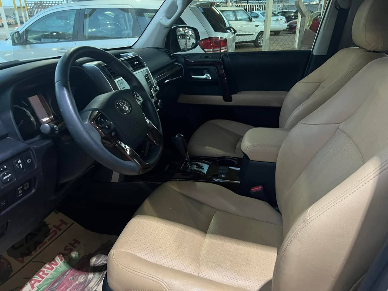 فور رنر موديل 22 لميتد ماشيه 5 فقط مرقم بغداد تبديل بنيد ودعاميه فقط مكان السياره الديوانيه 
للتواصل عليه واتساب ***********
او الاتصال ابو اثير السعر خاص والشراي يدلل
