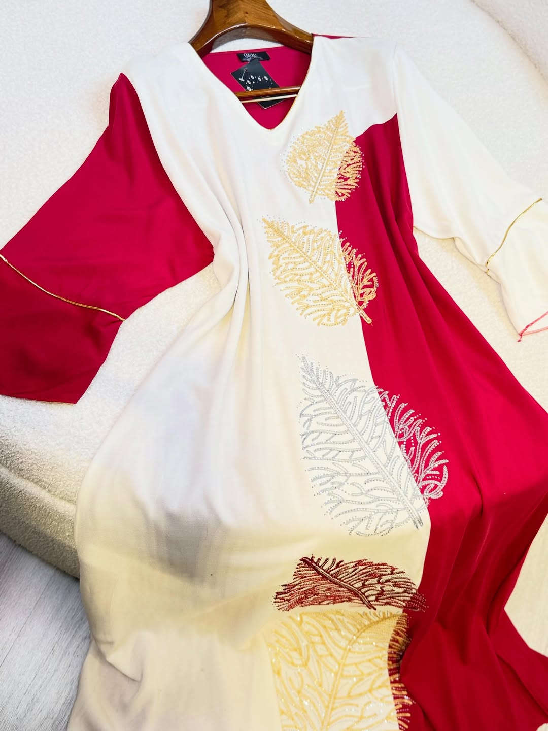 الــسعر8000الــف♥️✨
القياسات(L,xl,2x)

للحجز و الاستفسار التواصل على الأرقام واتس اب 

***********
***********
***********
***********

توصيل بغداد  5000
توصيل محافظات  5000
