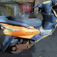 سكنس كلشي بيها اصلي  بس الدرع تعبان بحادث تشتغل سلف تمشي 120 رايدها 25...