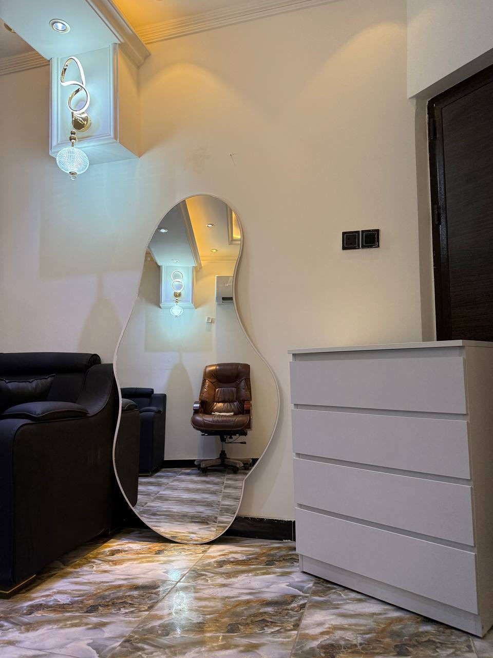 متوفر أنواع مرايات + رفوف 
وميز مكياج 
ورفوف عموديه وافقيه ❤️

للحجز مراسلة الصفحه


**إذا كنت صاحب هذا الإعلان وتريد حذفه لأي سبب، رجاءا أرسل رسالة إلى الدعم الفني**