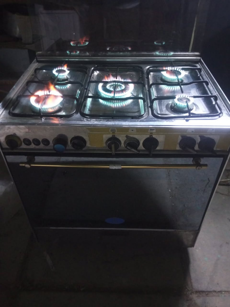 غساله كرافت 22 كيلو سعر 85 
طباخ مصري نظيف جدا سعر 225


**إذا كنت صاحب هذا الإعلان وتريد حذفه لأي سبب، رجاءا أرسل رسالة إلى الدعم الفني**