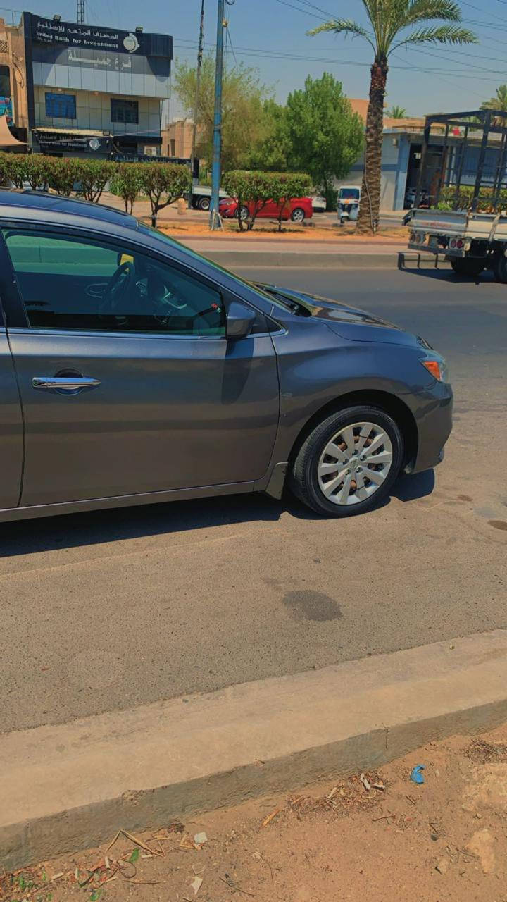 نيسان سنترا 2017 
رقم سليمانيه بسمي سنويه ل2029
ماشيه 60 ميل السيارة نظيفة مابيها نقص
مانع انزلاق وايكو وسبورت بصمه تحكم ستيرن فئه لSV
الضرر باب وشبر حافة البنيد ربعه صبغ تطخت يمي بلباب الخلفي صبغ وشبر دواسه الايرباك كله سليم مال شركة 
السعر 105 
مكاني بغداد جميله 
الرقم ***********
