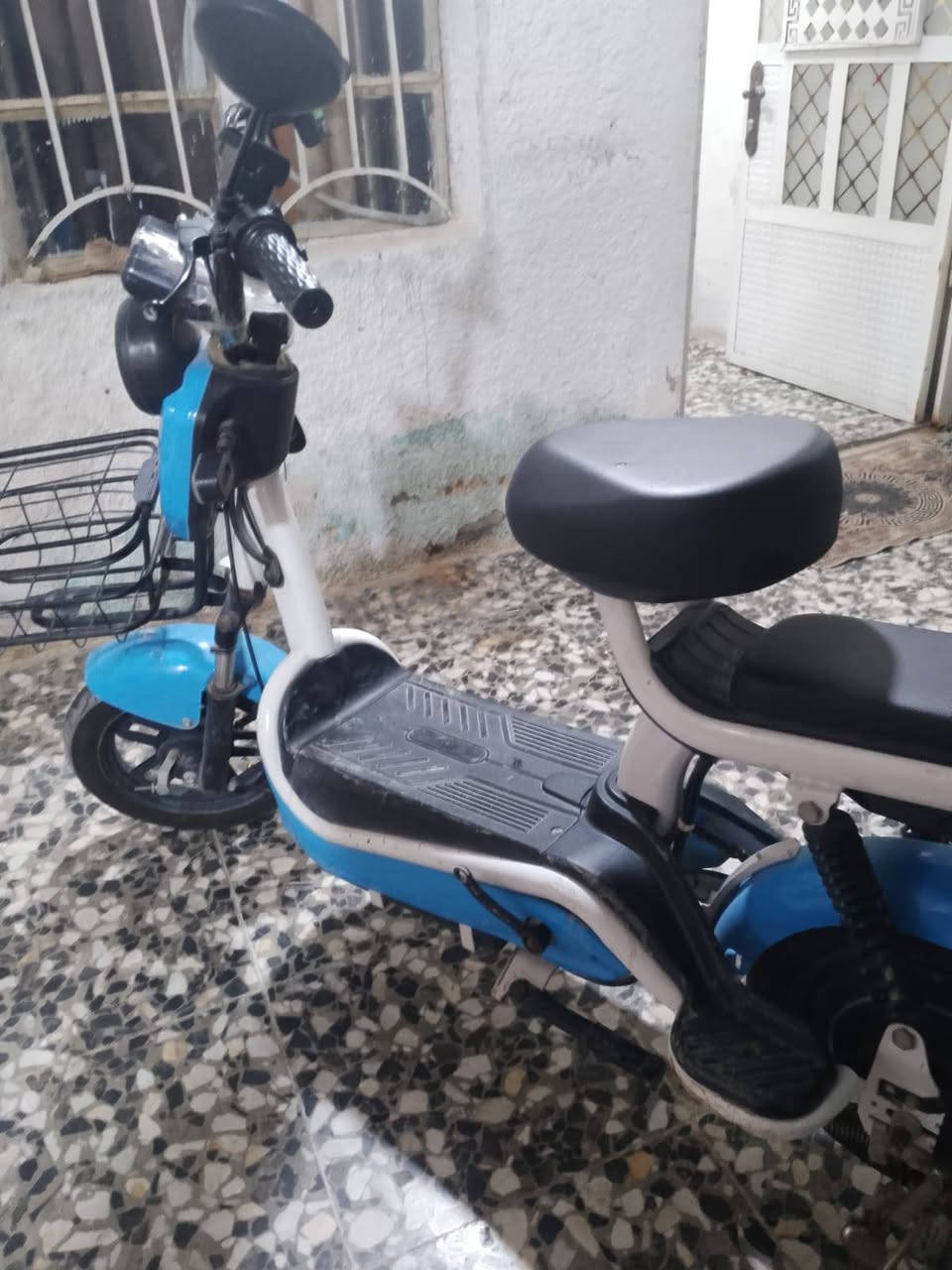 دراجه شحن للبيع.  250 $


**إذا كنت صاحب هذا الإعلان وتريد حذفه لأي سبب، رجاءا أرسل رسالة إلى الدعم الفني**