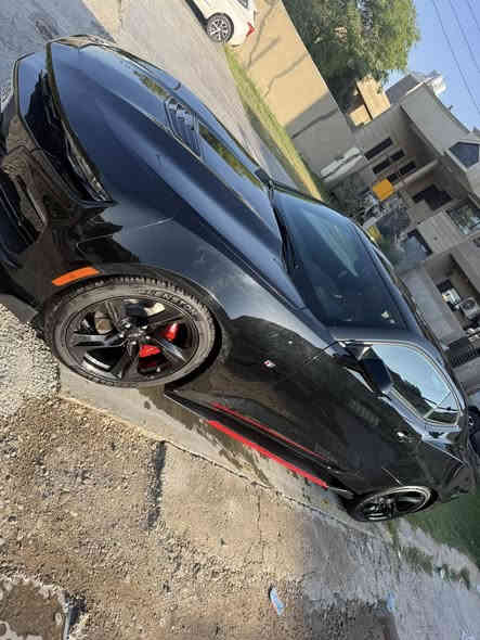 السلام عليكم 
كمارو ٢٠٢٢ rs ٦ سلندر 
ماشيه ٤٥ كيلو متر مايقارب ٢٣ ميل 
عليها فكوج برمبو دبات صوت ع رمونت
سقف روز 
كامله سيارة كل نقص مابيها 
بدون لا شاصي ولا لغد 
وموجوده صور الحادث بلمنشور 
وايضاً السونار 
مكانه بغداد حي الجامعه 
السعر ١٦٥ وبي مجال 

***********
