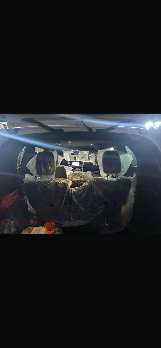 كرايسلر  باسفيكا 23 ضرر دعاميه فقط وصور حادث وفحص سونر مسوي بتركيا مرفق. وبيه رش بنيد بامريكا  بدون تبديل  بدون دواخل شرط بدون صبغ ماشيه 38 ميل سياره جديده وتخم تاير جديد موصفات مكينه 3600 كراسي كهرباء تدفءه كراسي بلع شفط رادار امامي جانبي اشاير مري ابواب وجنطه كهرباء شفط. شاشه كبيره حساسات خلفي كامره دواره كبيره وبيه اهواي مواصفات سياره ترايك وين متريد رقم أربيل باسمي هزه 100 /100 سنويه لغايه 31 فحص بعده مخلصان الشهر الخامس مكان بغداد الكرخ العلاوي *********** سعر 232قفل بدون  عمله. وبل عافيه على الياخذه
