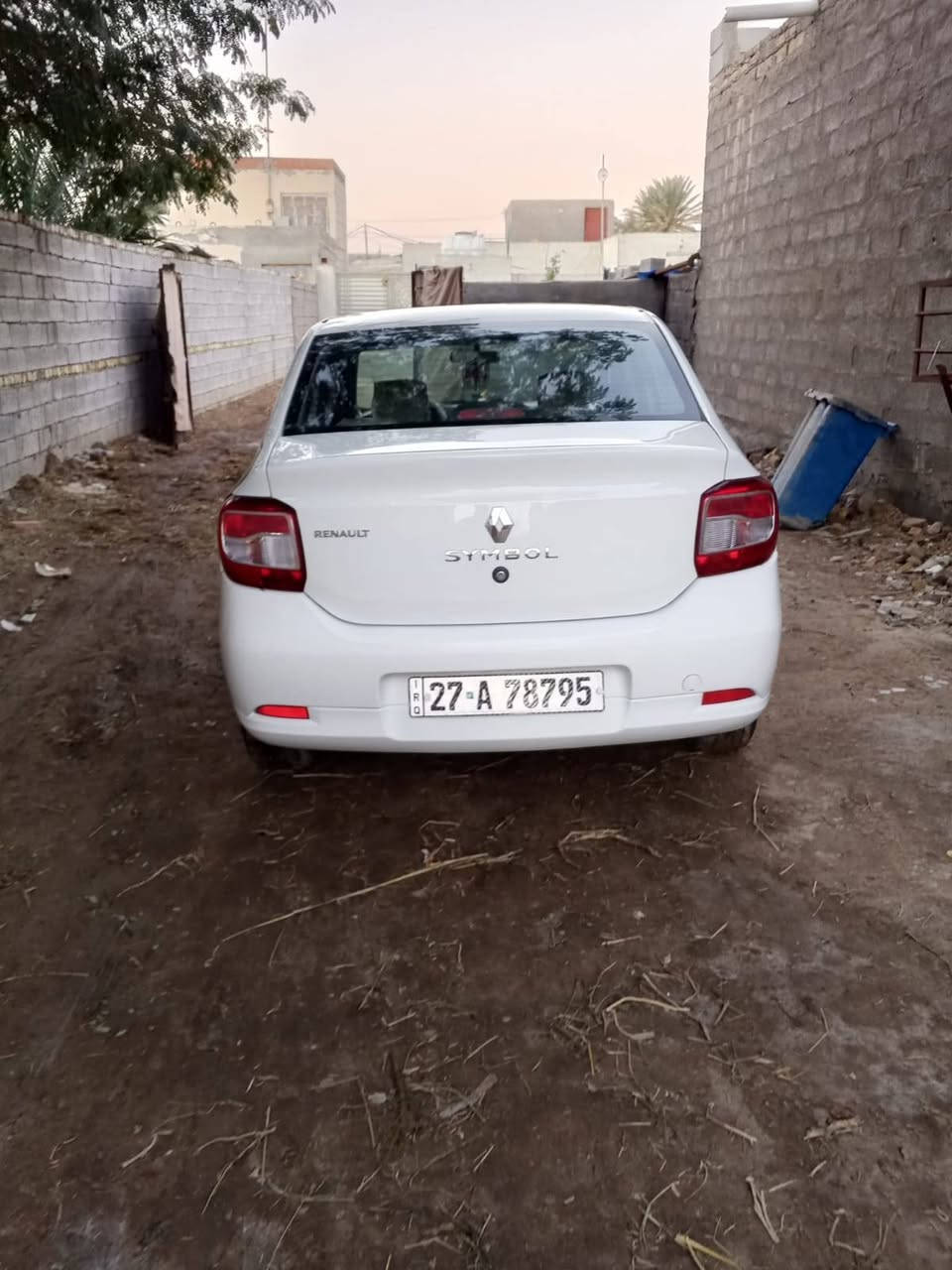 السلام عليكم. رينو سمبل ٢٠١٦ حره رقم انگليزي سنويه لل ٢٠٣١ تريد تحويل تريد وكاله سياره جديده ماشيه (100) الف. مكينه كير حداديه تخم تاير كهربائيات تبريد ثلج تدفئة اي نقص مابيه سياره مكفوله كفالة عامه من ظربه وتبديل وصبغ سياره جاهزه من كل شي شاشه تاب باور بلاجكتور السعر (68$)بيع فقط مكاني ديوانيه للإستفسار اكثر اتصل على الرقم ***********
