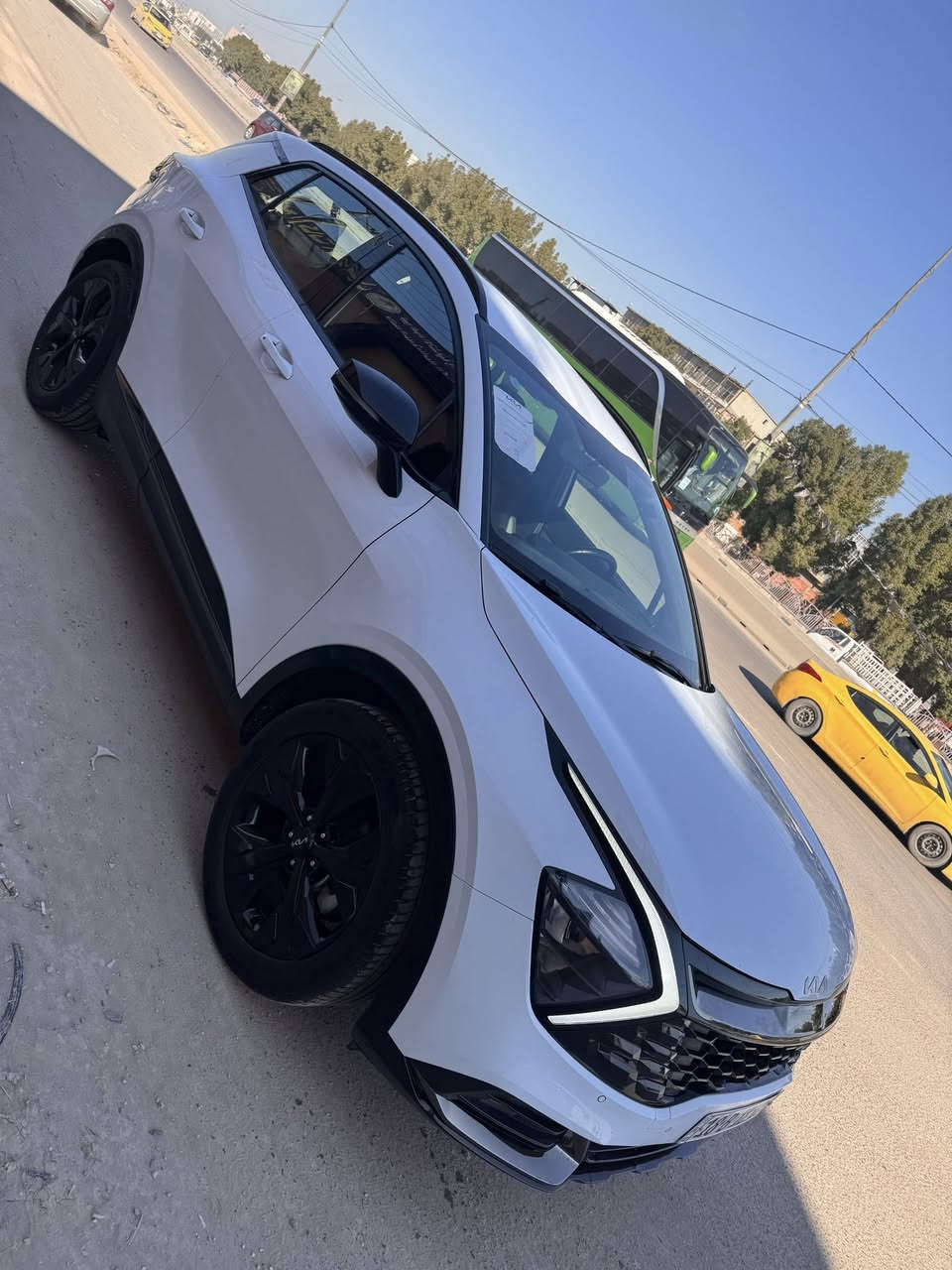 السلام عليكم 
سبورتج 25 (بلاك ادشن ) 
فول مواصفات قماره حديد 
ضمان الدوليه 
داخل زيتوني 
ماشيه 30 مكفول كفاله عامه 
السعر 233 وبيه مجال 
رقم بابل بسمي
مكاني بابل حي نادر 
***********
