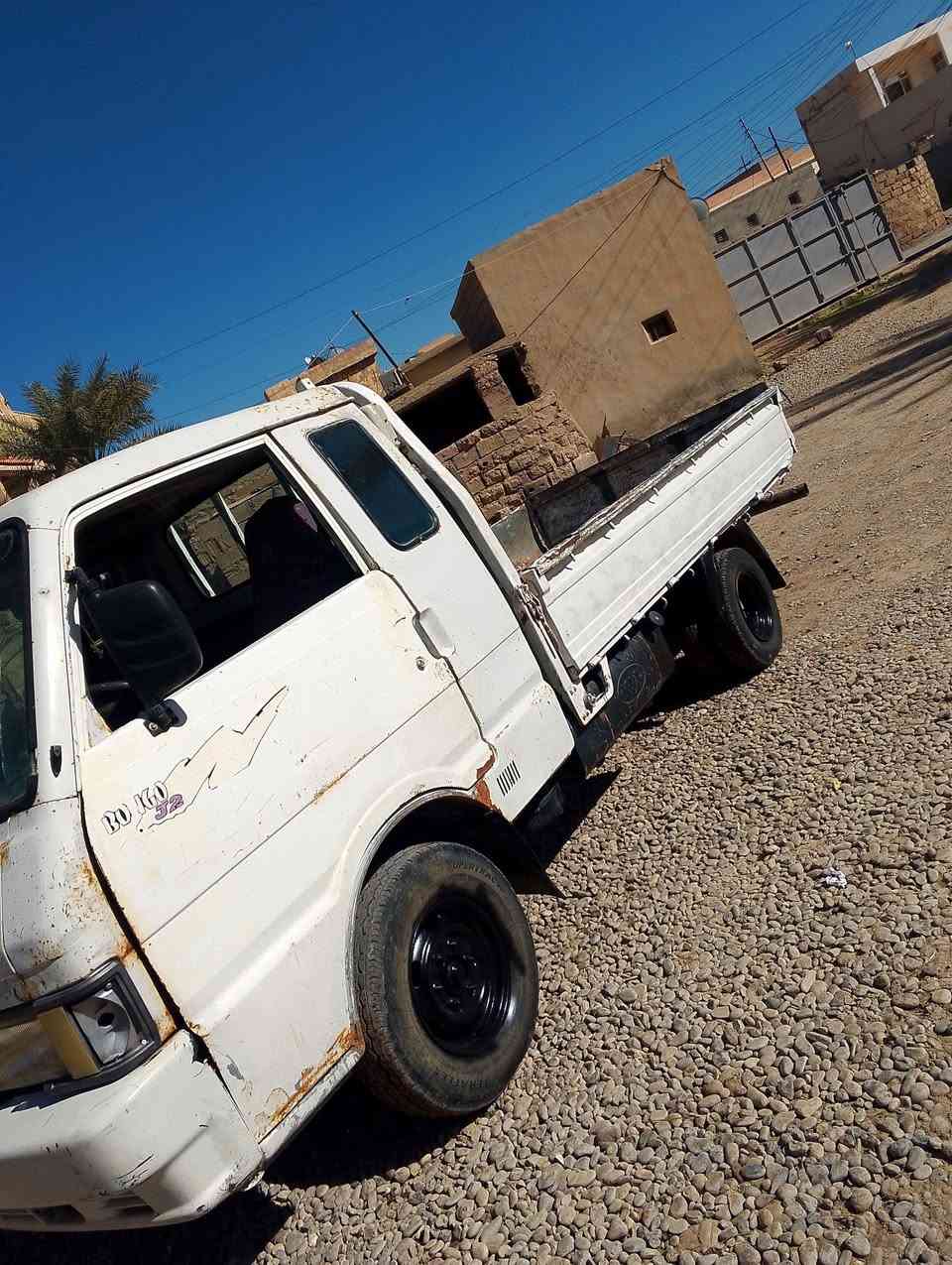 اسلام عليكم كيه للبيع بنكو مام سجل موديل 96محرك وگير اكسن شرط سيارة ماناقصهه اي شي سيارة بلادي اسعر 17وبيهه مجال قليل للسفسار على هاذه ارقم***********
