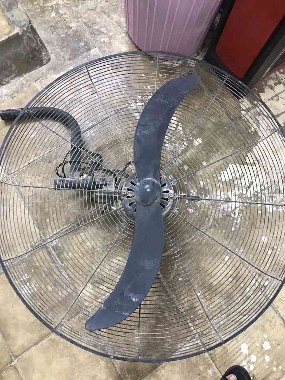 مراوح للبيع للأستفسار ***********
