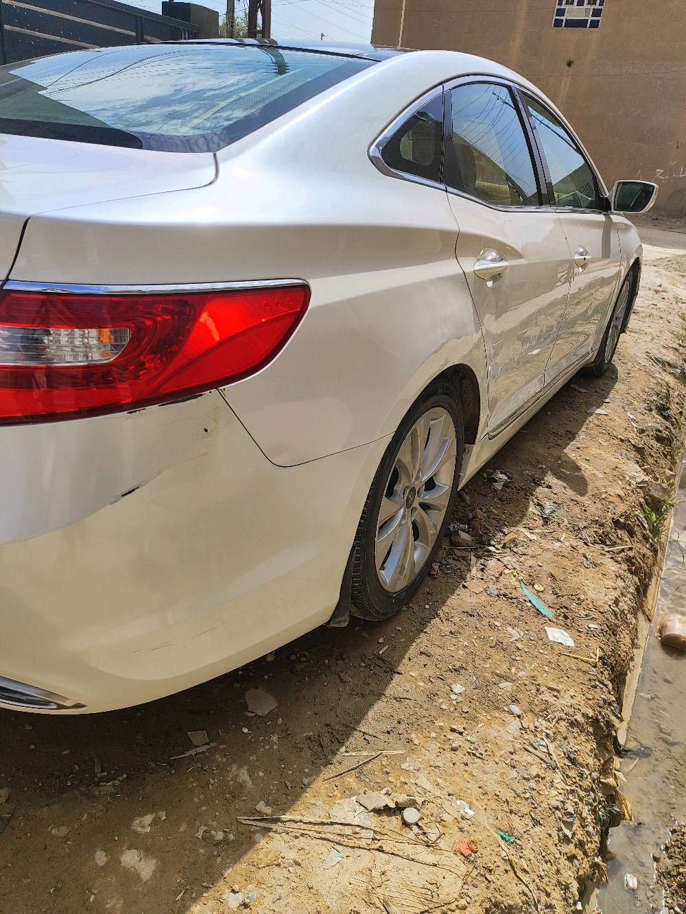 ازيرا 14 خليجي رقم اربيل سنويه ساقطه بال 18 بسم كردي عندي بيها مكاتبه بيها وكاله بسم ولد سياره تبريد ثلج تايرات امامي جديد خلفيات نص عمر محرك 2400 دوش المرغوب تدئفه بالستيرن تدئف بالكشنات بصمه مرايات شفط ترحيب بانوراما داخل اسود تحكم بالستيرن 
حساسات أمامية وخلفية جرس انذار على البك جرس انذار 
امامي من الإقتراب على السياره برده خلفية تنزل أو تصعد ويه البك برده بلجامات يمنه أو يسره ترهم مراوس حسب القناعة مكان السياره بغداد واتساب ***********
ماشيه 
228686
محرك أو كير بحاله جيده جدا 
صدر أمامي خلفي نص عمر 