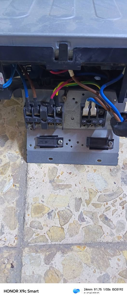 كارت خارجية ٢طن انفيرتر Ge
مع فان خارجية + حساسات
بلادي بدون تصليح
***********
