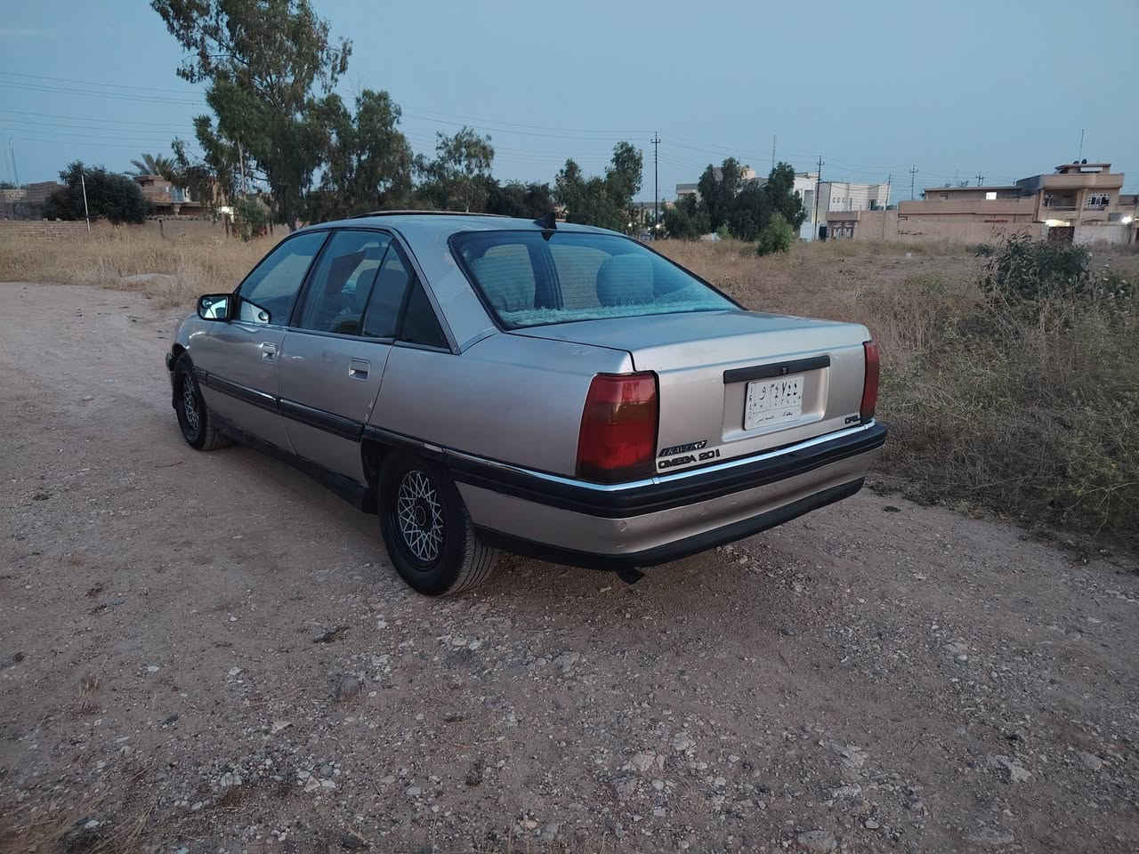 للبيع اوميكا حجم 20 موديل 92 فول رقم بغداد سنوية عضم شرط وكاله و شرط تحويل بسمي سعر 35 بيها مجال *********** وتساب
