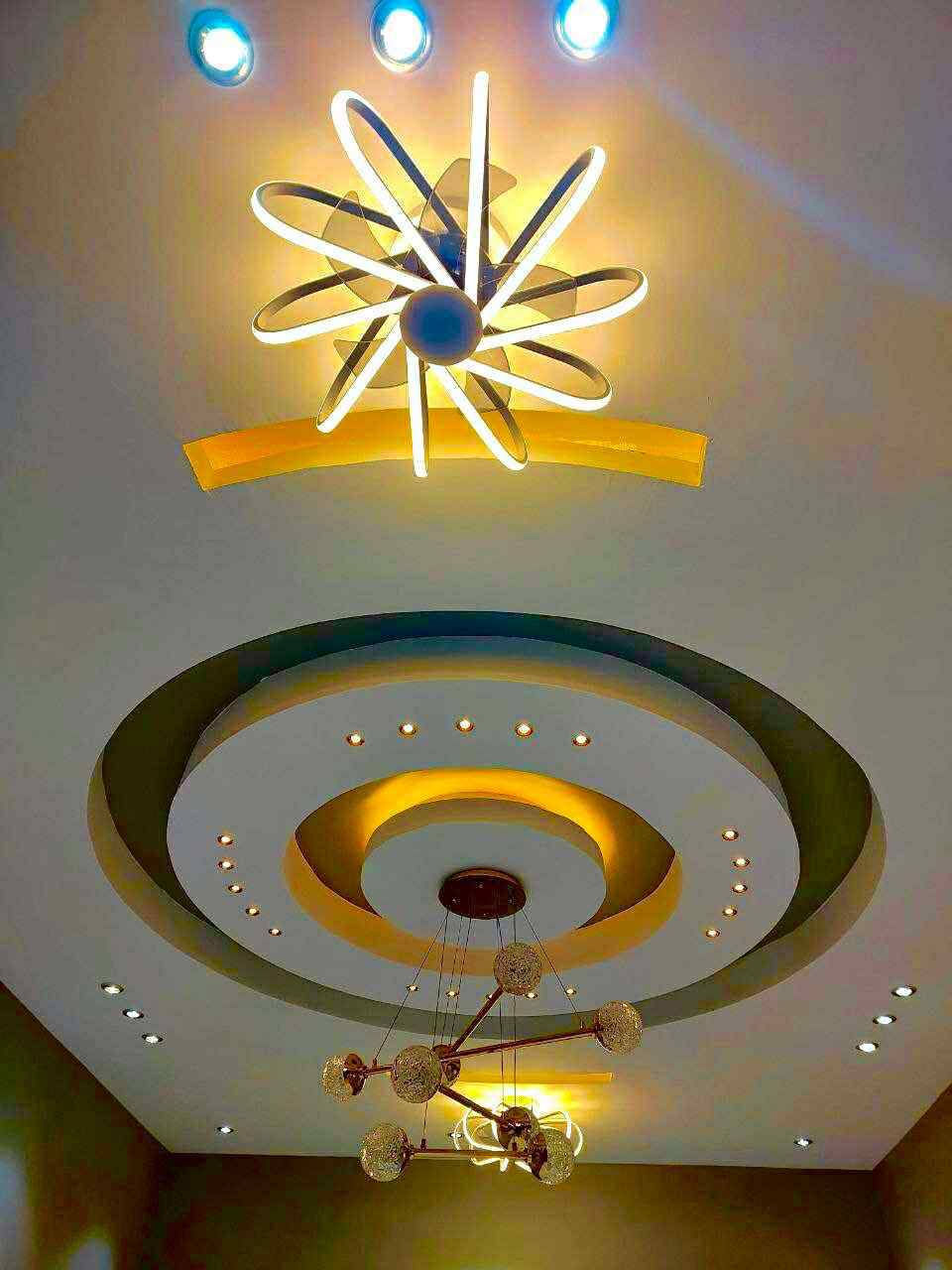 سلام عليكم هذا شغل صباغ ويشتغل ديكورات ونقوش مغربيه شغله كولش حلو ومرتب ويشتغل حسب طلب  اي استفسار اتصلو على هذا رقمه بي وات *********** هذا رقمه وبي وات ساب
