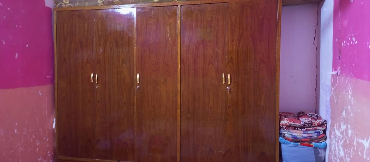 سلام عليكم كنتور وبوفيا للبيع كنتور 250 ولبوفيا 100 وبينه مجال


**إذا كنت صاحب هذا الإعلان وتريد حذفه لأي سبب، رجاءا أرسل رسالة إلى الدعم الفني**