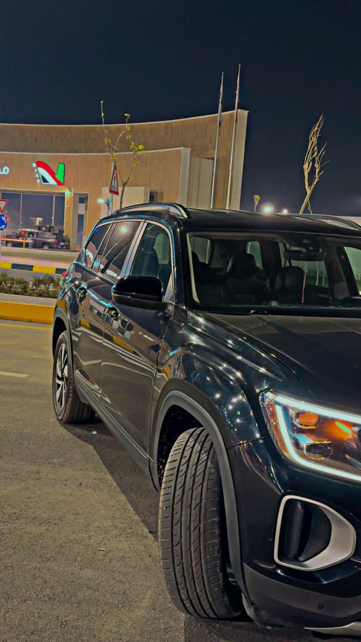 Volkswagen Atlas 24 SE 
فولكس واكن اطلس ٢٠٢٤ se للبيع او مراوس 

خمس قطع اربع ابواب 2 ضرر  2 تبديل شركة داخل امريكا + شبر جاملغ بارد فقط

ممشى السيارة 87 الف كيلو متر 

محرك 2.0 توربو + كير شرط
270حصان/370 نيوتن متر

2 ايرباك تبديل شركة
مواصفات السيارة كالتالي
تحديد مسار
تثبيت سرعة
ابل كار بلي + اندرويد اوتو
7 راكب
شحن لاسلكي
عدادات ديجتال
تدفئة كشنات + الستيرن
6 وضعيات قيادة 
انارات iq led
حساسات 360 درجة 
نظام قيادة ذكي
ناقل حركة أوتوماتيكي 8 سرعات 4motion
تشغيل عن بعد
دخول ذكي
تشغيل ذكي
انارات ترحيب
نقاط عمياء
كشنات جلد
شاشة معلومات
تحكم الشاشة عن بعد 
تحكم صوتي 
قطع تبريد 3
فتح صندوق ذكي
صندوق اوتوماتيكي
اوتو هولد
اوتو ستارت/ستوب
هاند بريك كهربائي
كشنات كهرباء

سعر  235 وبيها مجال 
شرط التحويل
(( بيع مستعجل )) ⏳
للتواصل على الرقم
متوفر واتساب او اتصال
***********
مكان السيارة:نينوى/الموصل موصل, نينوى
