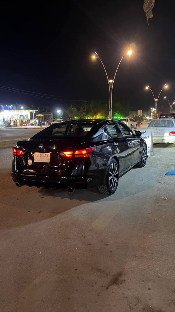 Nissan Altima 21Sv 
نيسان التيما ٢١
مكينة 2500 المرغوب والدهن كله جيرمن كولد من مهندس عمر
تبريد ومكينة وكير كفالة 
حساسات 
نقاط عمياء 
خروج عن المسار
مثبت سرعة 
كشن السايق كهرباء
مداخل شحن قطعتين امامي وخلفي
تايب سي وusb
رادارات 
وقوف ذاتي امامي وخلفي
ويل ١٩ 
لحية 
دفيوزر 
سبايدر 
دواخل جلد جكليتي 
سستم كاربون فايبر
*************
رقم بغداد معوقين 
المعوق موجود من اهل بغداد يسوي وكالة عامة مطلقة
حادثها دعامية وطرف جاملغات وطرف بنيد على كد شبر
بيها بارد بالبابين اليمنه ومصلح كلش حلوات ما عدا رصعتين كد ٣ سانتيم انصبغن علمود جمالية
السعر 135$ وبيهه مجال بسيط حك الجية
*********** ديوانية, القادسية
