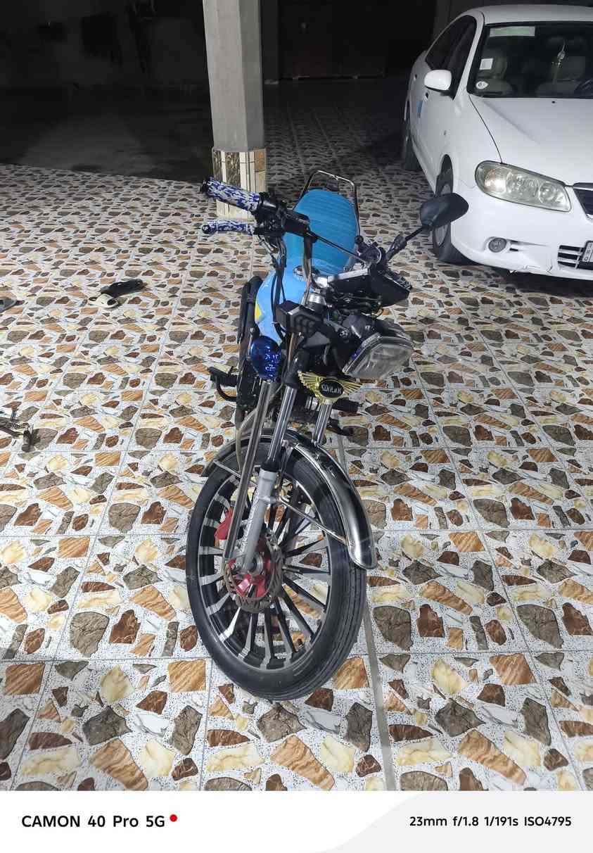 للبيع. سونك 25.
نقصه تفيلس. 
شاشه مالته شغاله بس الاضائه مو قويه مالتها 
الستانه مالته طاكه اشتريتله وحده بس تشدلهيا. 
السعر 800وبي مجال 
مكاني جزيره البذياب قرب المحطه الاوله. 
للاستفسار اكثر. ***********
