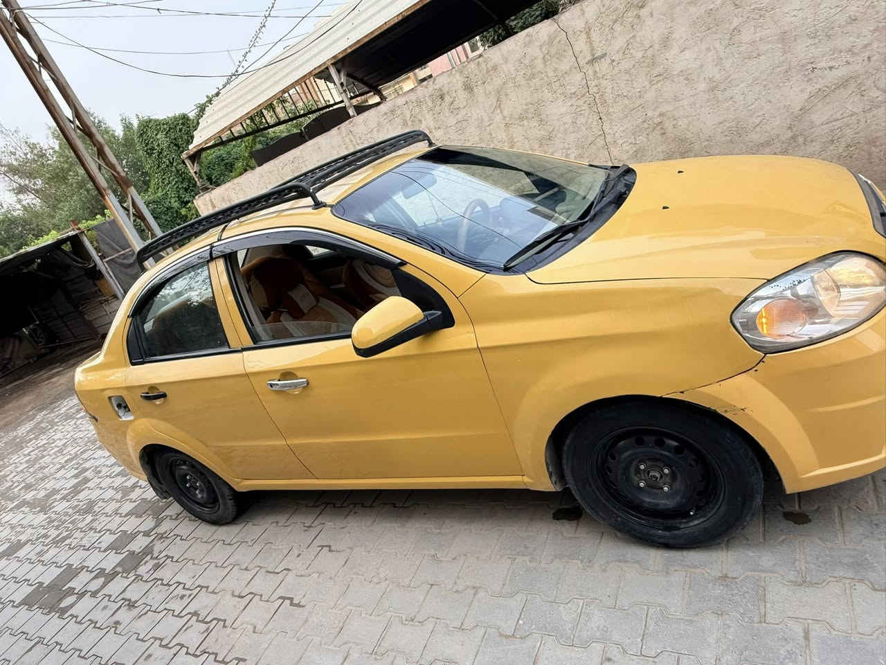 افيو موديل ١٣ خليجي بيه قطعتين رقم بابل باسمي سياره كامله وجاهزه سعر ٥٥وبيه مجال عنوان حله شارع ٤٠رقم ***********
