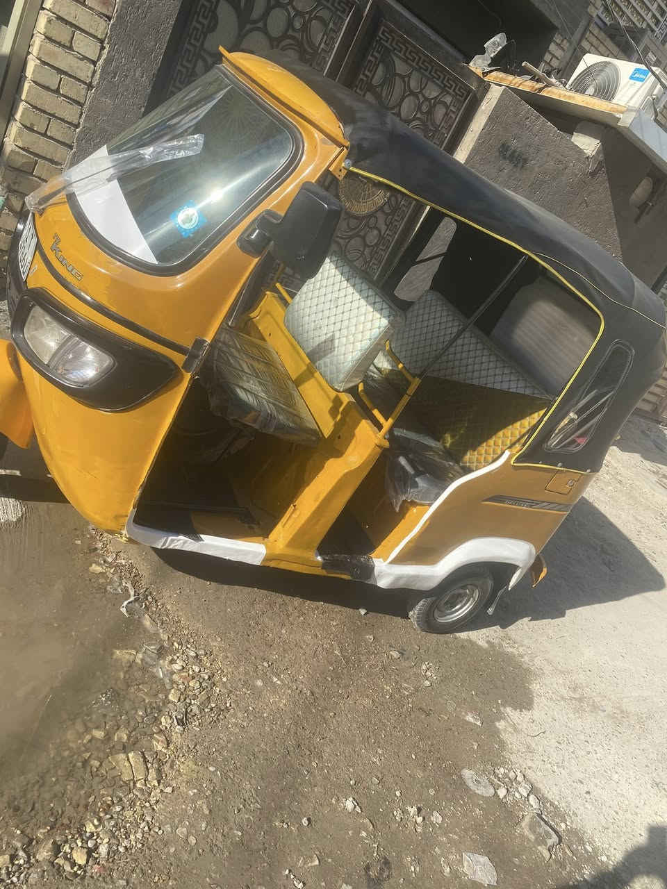 السلام عليكم تكتك تيفي اس مديل ١٩رقم وسنوية بسمي السعر اربعة ونص وبيهة مجال بصيط بيهة بوربنات خلفية فقط المو شراي ليكسر بيهة ***********
