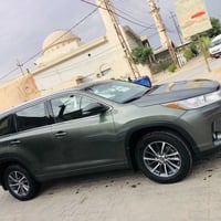 هايلندر للبيع فقط  موديل ٢٠١٨   مواصفات XLE معروفه  رقم صلاح الدين الد...