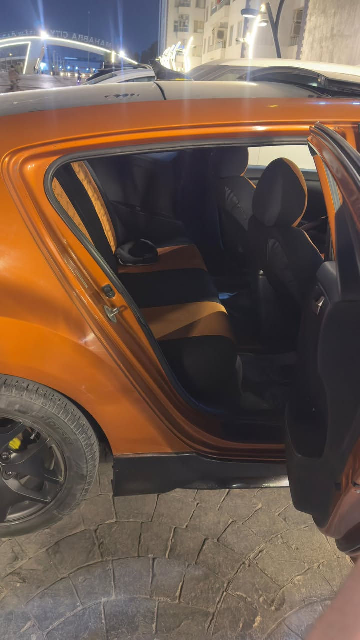 هيونداي فولستر 2013 

كير مكينه حداديه جيده 

تخم تاير جديد  

شاشة 10انج

كامرة دوارة 

تحكمات استيرن

فول بانوراما

صبغ احزام اثر شخوط وجراد

رقم انكليزي 

مكان السيارة بغداد حي الجامعة 

السعر 93 

***********
