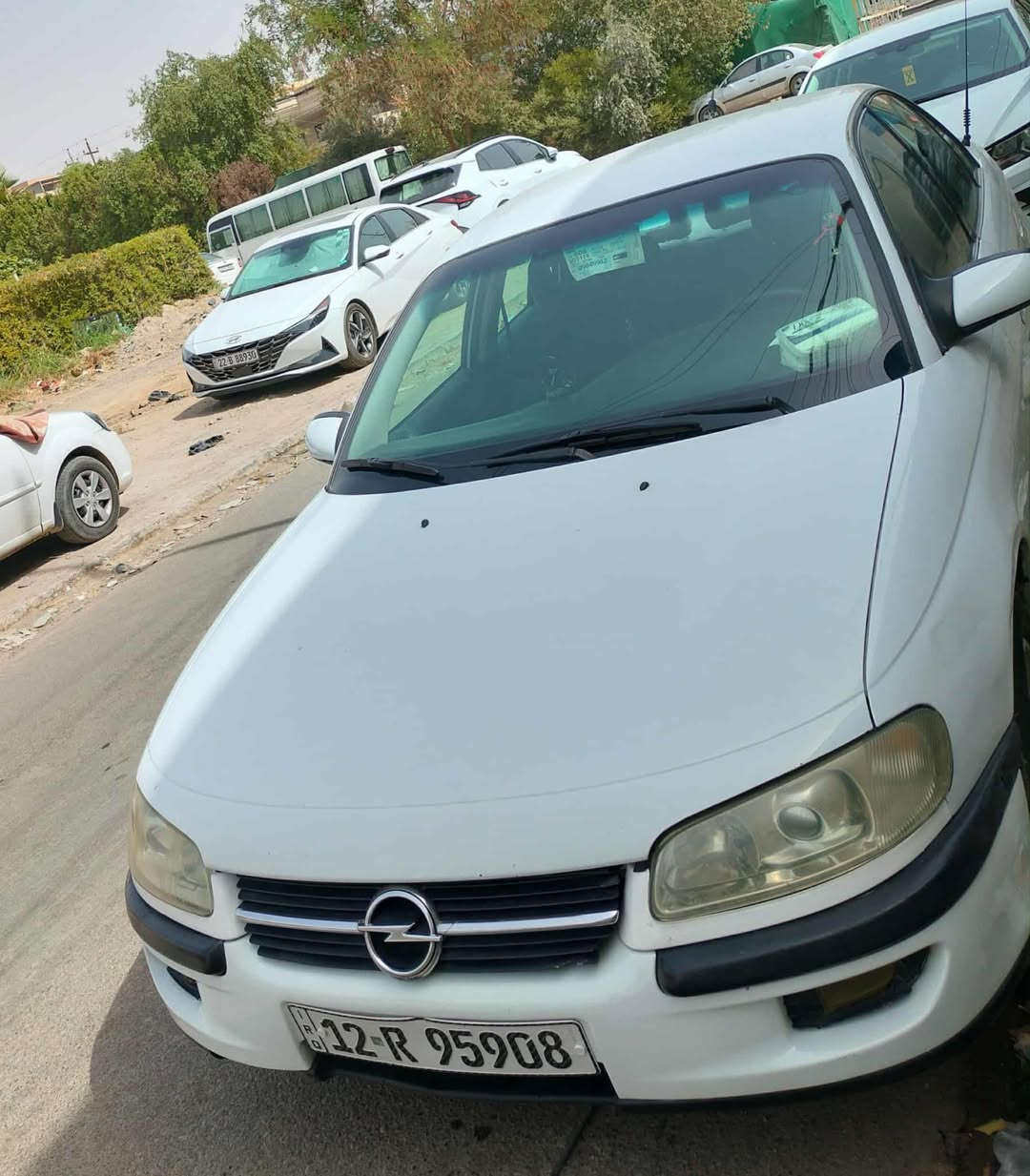 السلام عليكم
لبيع اوبل اوميكا بزون 
موديل 95
حجم20
محرك فل قبغ اسود المرغوب
كير عادي 
السياره شرط محرك اوكير تبريد جامات كهربائي
السعر 50 بيها مجال
تفاصيل اكثر اتصل  ***********مكلف بنشر خاص ماارد
