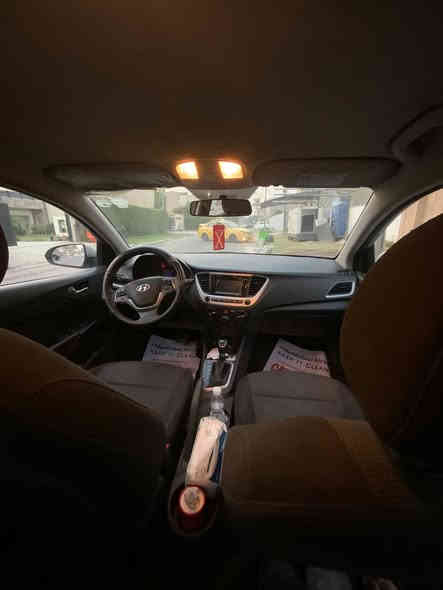 السلام عليكم اكسنت 2020 امريكي محرك 1600 دوش دبل نوزل حادثها جاملغ امامي موجودة صور الحادث بلمنشور ب١١٥$ مكاني بغداد حي الجامعة 
للتواصل ***********
