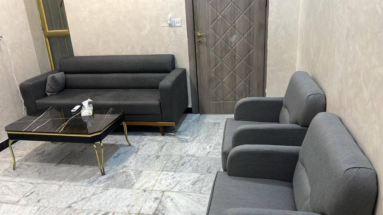 اثاث بيت كامل شلعه وحده للبيع استخدام شهر المكان السيديه


**إذا كنت صاحب هذا الإعلان وتريد حذفه لأي سبب، رجاءا أرسل رسالة إلى الدعم الفني**