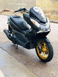 دراجهPCXالجيل الأول دراجه نضافتها100%صارلها شهرين من طالعة من الوكيل د...