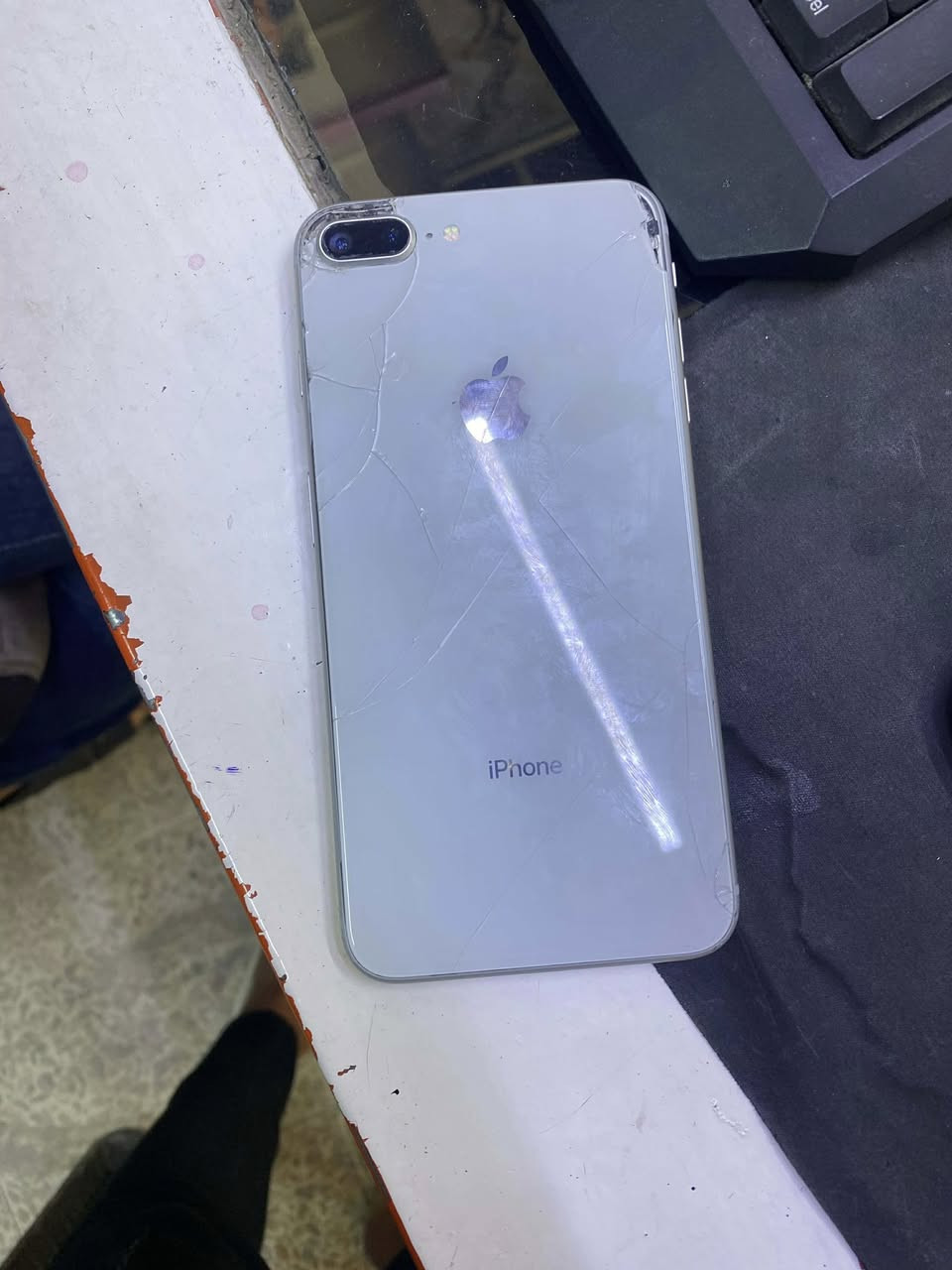 ايفون ٨ بلاص ذاكره 256 مبدل شاشه اصليه وبطاريه اصليه قطاره بشحن فقط دكمه عاطله وضهر مفطور السعر ٧٠الف بي مجال 
شراي خابر ***********
