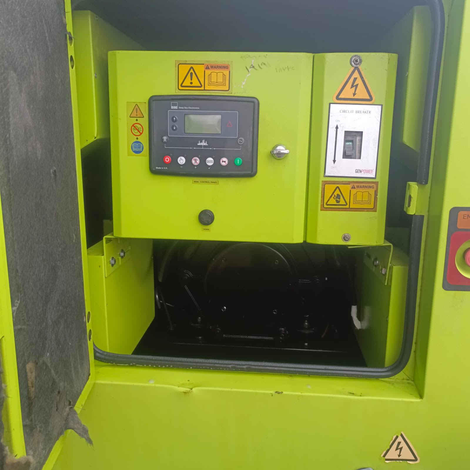 مولد بيركنز  انكليزي ٤ سلندر سوبر  كاتم
توليد ٧٥ كيفي 
العنوان بغداد 
***********
