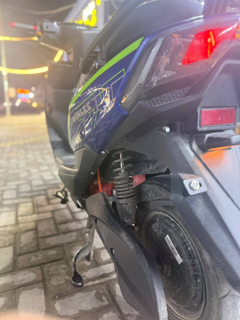 السلام عليكم دراجه شحن اسمه سكنس ضاله عندي اربعه تشهر تمشي 99 ملفه 2000 موديل 2025 السعر 750وبيه مجال بكاني البياع شارع الضغط /***********
