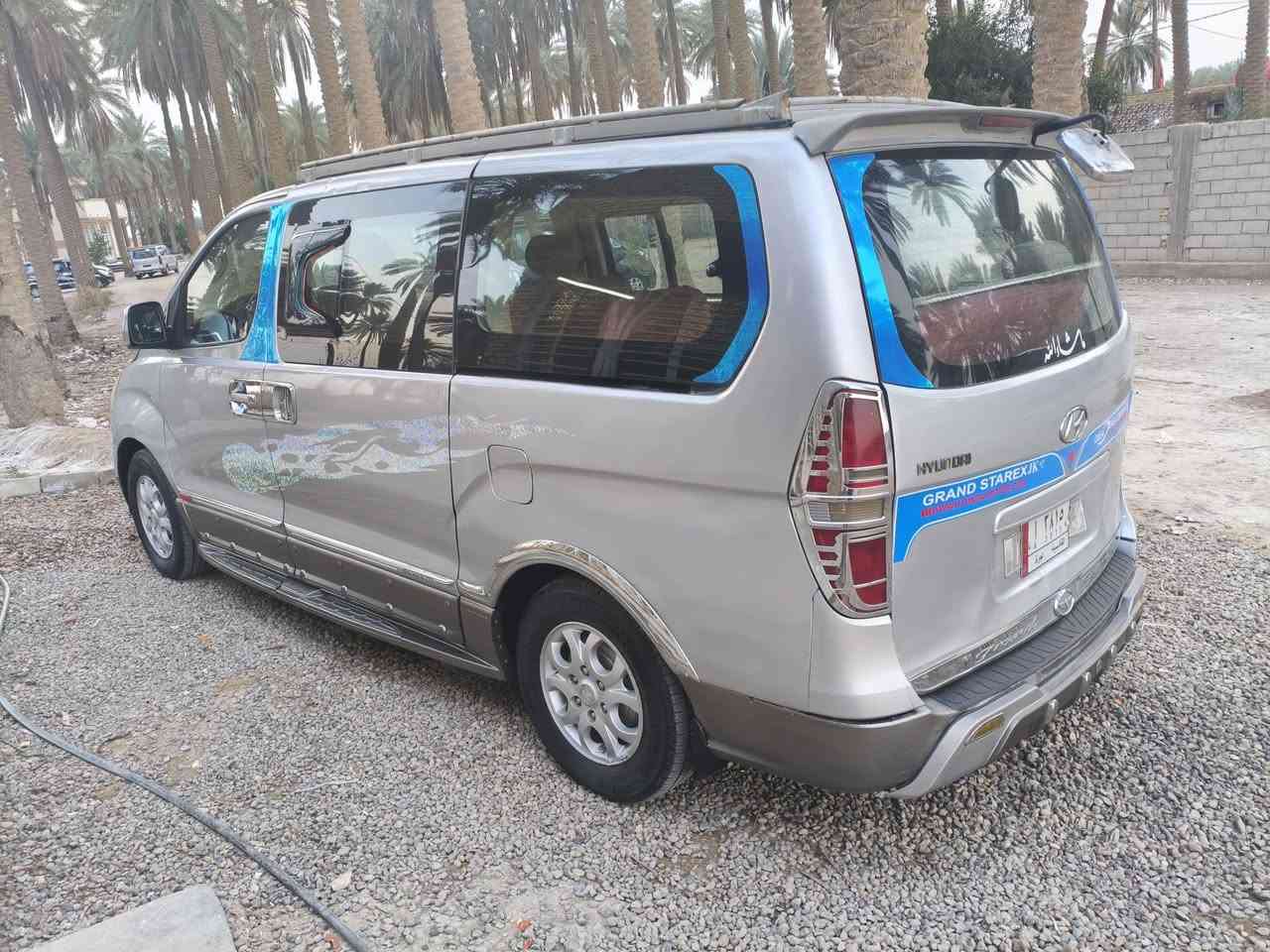 السلام عليكم استاركس 2009 مفتوح رقم قادسيه مصفره سياره جاهزه حداديه مكينه تبريد دواخل تخم تاير كهربائيات ماعايزه كلشي بيه جاملغ خلفي صبغ باقي كفاله  السعر 126 وبيها مجال للاستفسار الاتصال ***********
