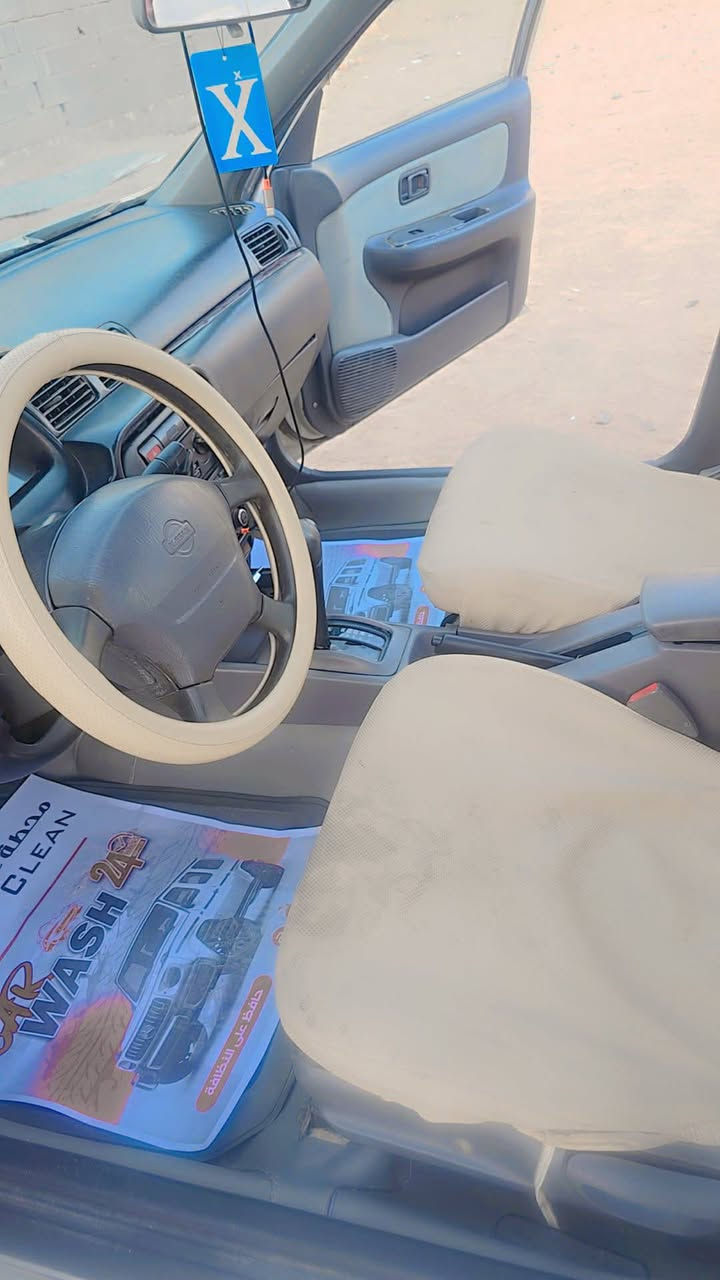 سلام عليكم نيسان سني 95 جاهزه مناقصه شي عارضه 40 شراي يتصل على رقم ***********
