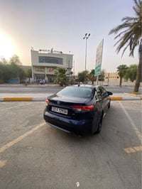 كورولا للبيع الفئة Le المحرك 1800 موديل 2021 ماشية 71 الف وارد امريكا ...