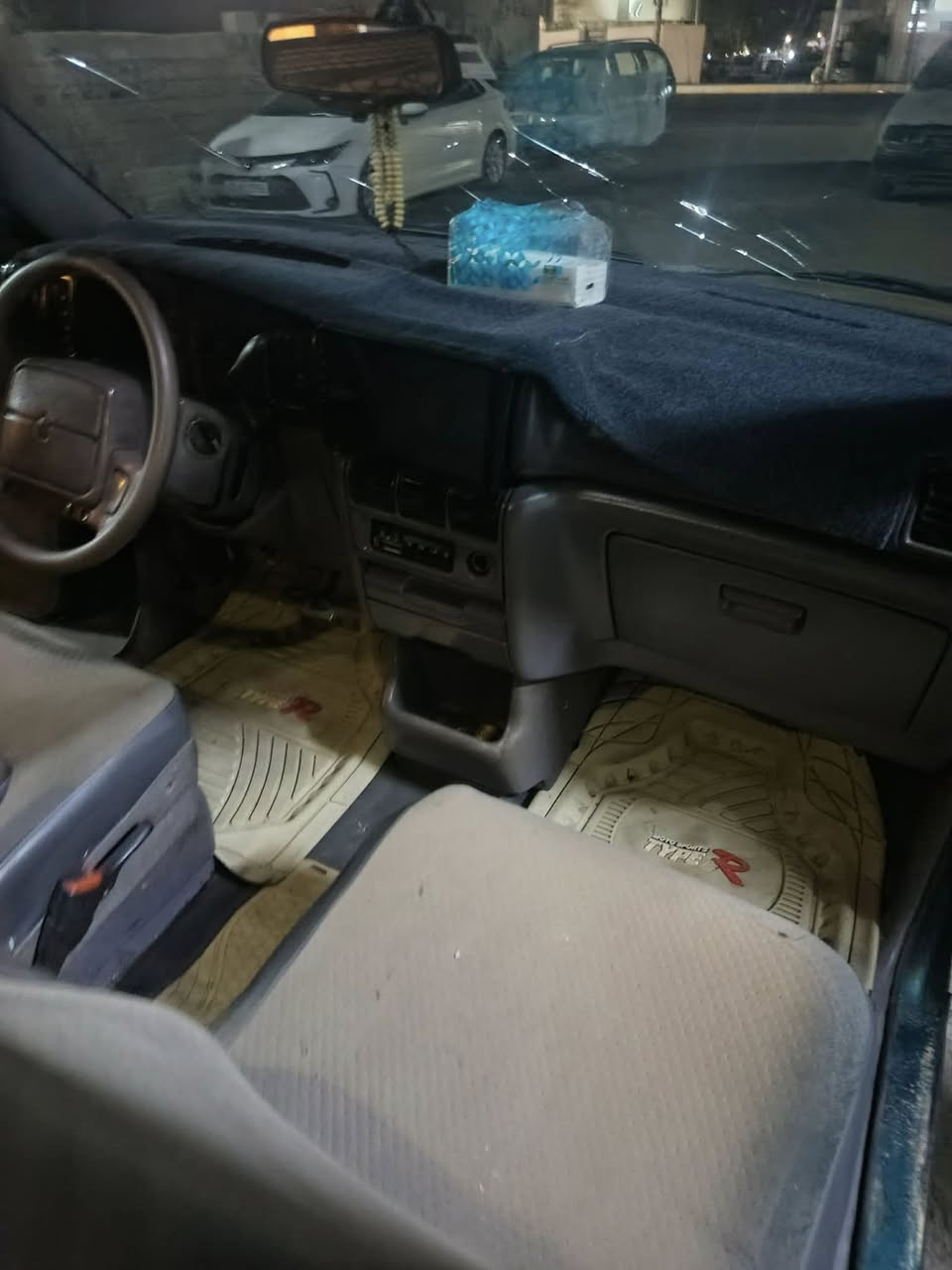 سلام عليكم كلايزر البيع موديل 1995 محرك كامري ابو الجف مصبوقه عام كهربائه كله شغاله تايرات جدد دفتر بانزين رقم كركوك بسمي  السعر 45 وبيه مجال ***********
