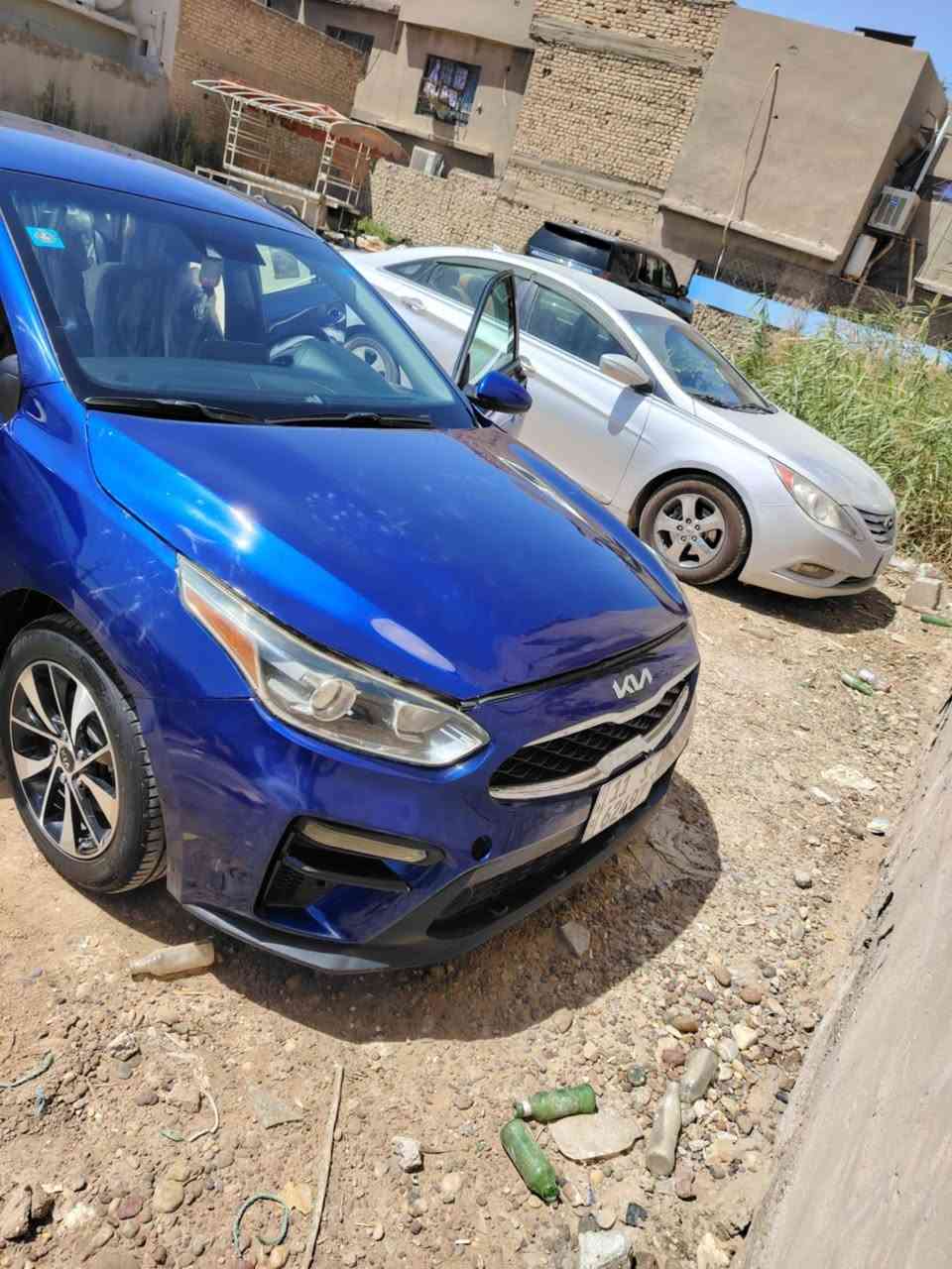 السلام عليكم
كيا فورتي موديل 2020 مكينه 2000 دوش سياقه ذاتيه وتحديد مسار بريك ذاتي رادار . مانع انزلاق. نظام ترحيب 

تحكم جهتين شاشه بلاد كار بلي كامره دواره 

خمسة وضعيات للكير

ماشيه 81 ميل سياره جاهزه من كل النواحي  بدون اي نقص حادثها جاملغين امامي اليمنه وخلفي اليسره السياره بيه صبغ ابيع حزام مثل ما موضح بالسونار بدون دواخل والباقي ليبل واحد

السعر 127وبيها مجال 

العنوان : بغداد الأمين الثاني قرب شبكة الكهرباء 
باسمي تحويل مباشر وهزه جديده

***********
