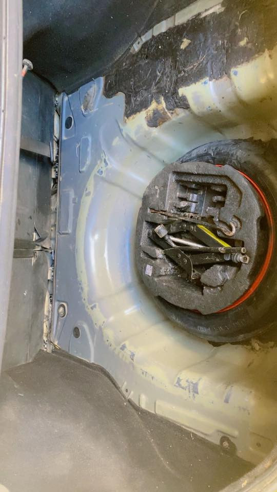 السلام عليكم اخواني اقراء المنشور جيداً 
الانترا موديل 2013 بدون ايرباك ما طاك حادثه من امريكا جاملغ امامي جهه العبري طخه بدون دواخل وبيه شخطين معمرات بسيطات كير محرك كفاله ع شرط السياره منظف كيس مبدل عبوه وفيت بم جديد مجاول جديده ادامه كامله جديده السياره اخواني كله ليبل واحد بيبان جاملغات جنطه جام كله ليبل واحد بيه تحكم ستيرن تدفه كامل سياره نص فول لا فتحه ولا بصمه هذني نقص جديده السياره يشهد ربي اني خسران عليه مال جناي بس ضرف عندي واريد ابيعه والي ياخذهه هنياله رقم بغداد جديد انكليزي اب اسمي مكاني. الديوانيه  الجمهوري رقم الاتصال ***********
—— الي من غير محافظه قبل لا تجي وتتعب اني خادمك بس ضروف طقس وطريق اني افتحلك كامره وذا تعجبك هله بيك —— لا اقصاد ولا اراوس فقط بيع
