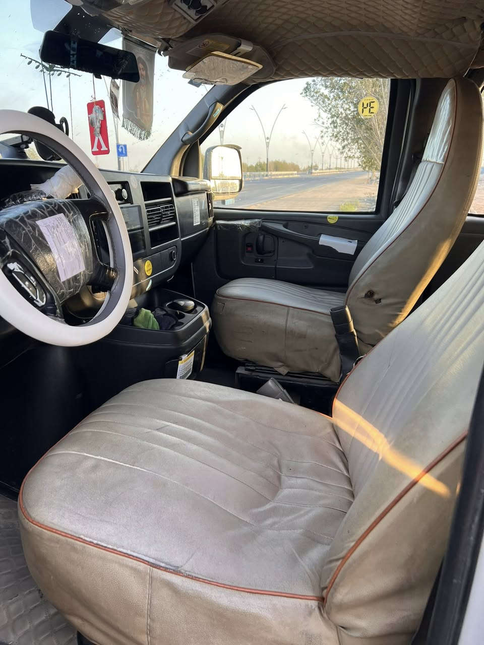 السلام عليكم سفانه ٨ جاهزه من كلشي رقم بغداد إنكليزي بسمي السعر ٩٠ وبيه مجال قليل ***********
