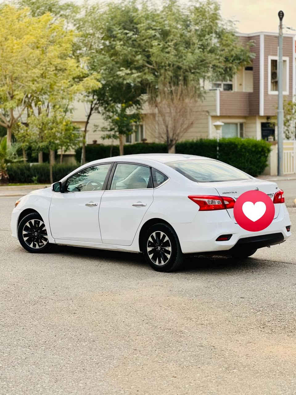 نيسان سنترا 2017 كلين مكان ديالى ***********
