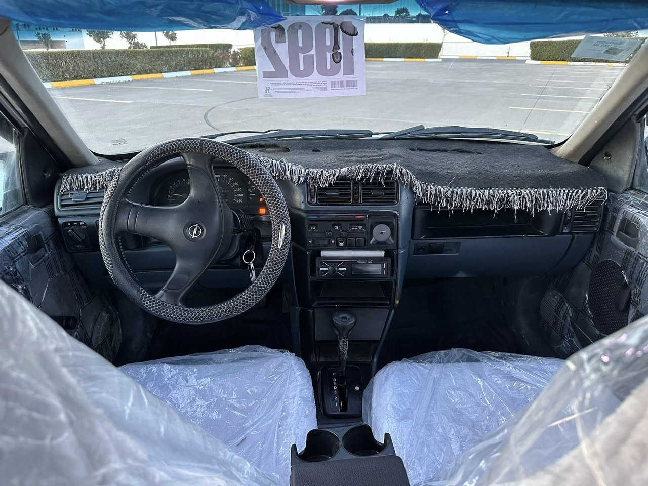 ئؤپل مؤديل١٩٩٢گير تؤماتيك مةكينة٢٠لةجواني نمونية بي نةقوستاني كيرمةكينة بةشةرتي فيتةر  سحر ٤٣محامةلة ٧وةرةقةش خةرامةي لةسةرة دواي محملة دةكريتةوة پشتوپيشي كةپسة بةس دةرگاي سةياق ليداني هةية***********شوين هةولير
