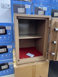 💥 قاصة بوس المانية الأصلية بقياس 50سم متوفرة حصرياً لدئ شركة الأمان  ✅...