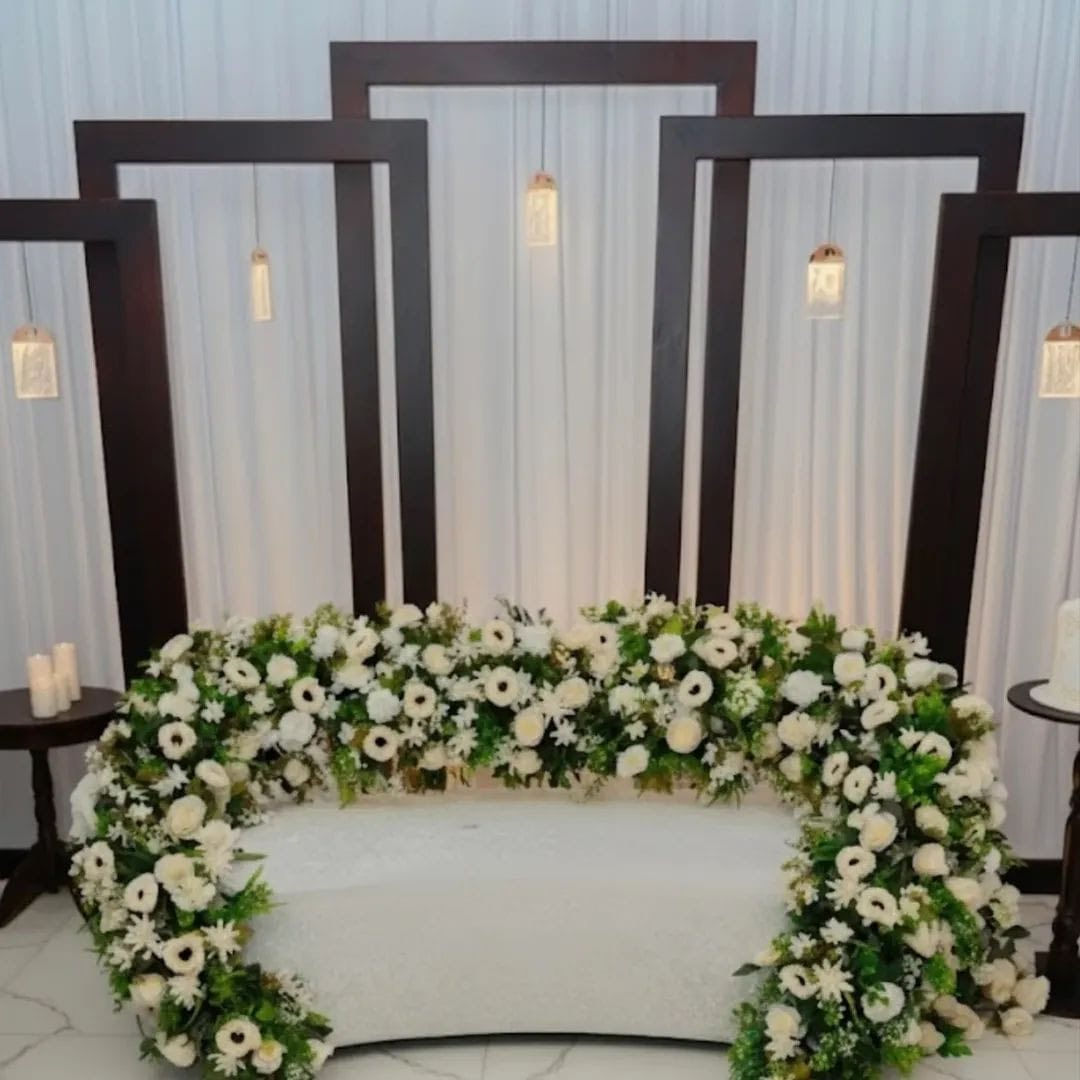 جزء من العمل حسب الطلب
***********
***********
