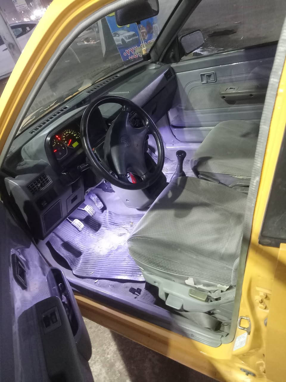 سلام عليكم اخواني سايبه 2011 حادث جاملغ وباب الباب بلادي ولباقي  مكفول العنوان بغداد الامين الثانيه السعر ٤٠ وبيه مجال قليل اي ستفسار ***********
