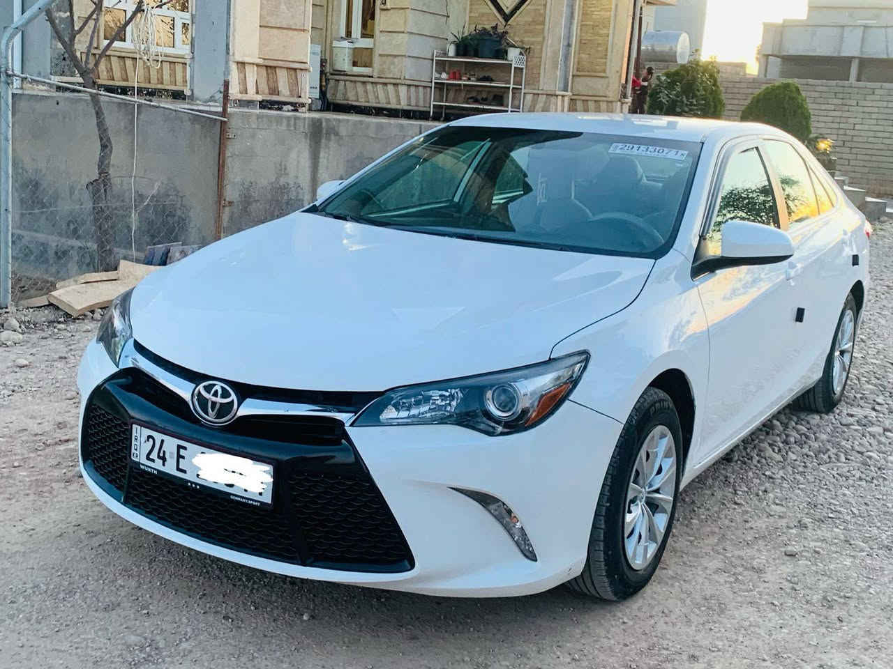 السلام عليكم/كامري موديل 17/أمريكي
رقم دهوك دولي شرط التحويل/
ضرر اربع قطع/ 
صدر تايرات جديده/
كير محرك شرط مامفتوح/
سنويه لل 29/
السعر 140$ بيها مجال قليل/ 
//***********/////***********
