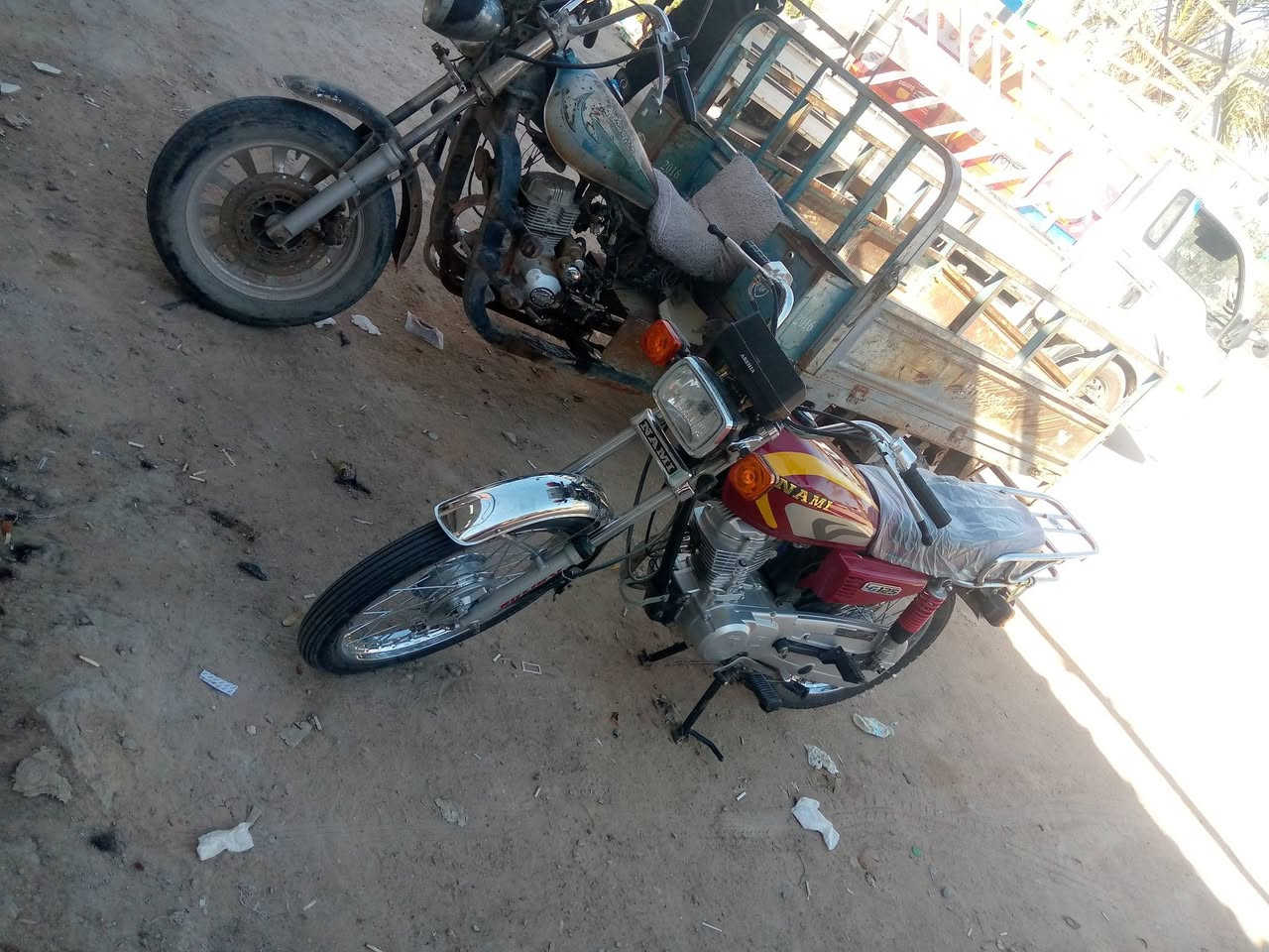 سلام عليكم دراجه للبيع موديل 23غراض 26صار 3تشهر طالعه من الوكيل وكيل كربلاء وراق كامله سعرها 750وبيها مجال للشراي مكاني نجف عمود 192شراي انتصل***********
