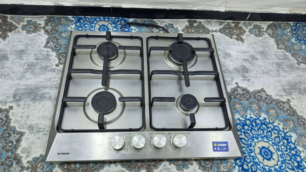 السلام عليكم طباخ + فرن للبيع
طباخ فرش 4 عيون منظدي حجم 60×60 سعر 90 
فرن غاز + كهرباء جداحه حجم 60×60 سعر 120 
نضافة ٩٨ بلمية 
مكاني كربلاء الحر الصغير 
***********
