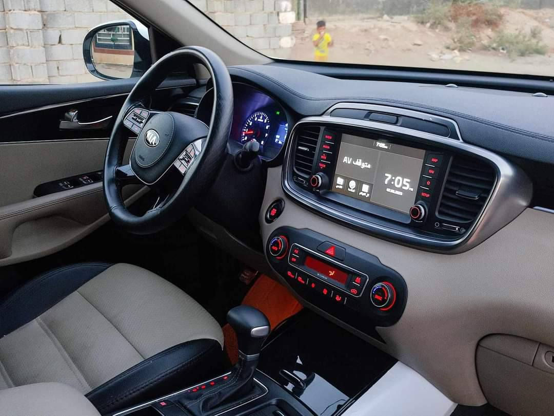 سورنتو ٢٠٢٠ فول موصفات عده بنراما محرك ٦ سلندر. 7 راكب ماشيه 185 رقم قادسيه دولي بسمي مكانه رميثه كفاله عامه سياره سعره 255بيه مجال جدن بصيط ***********
